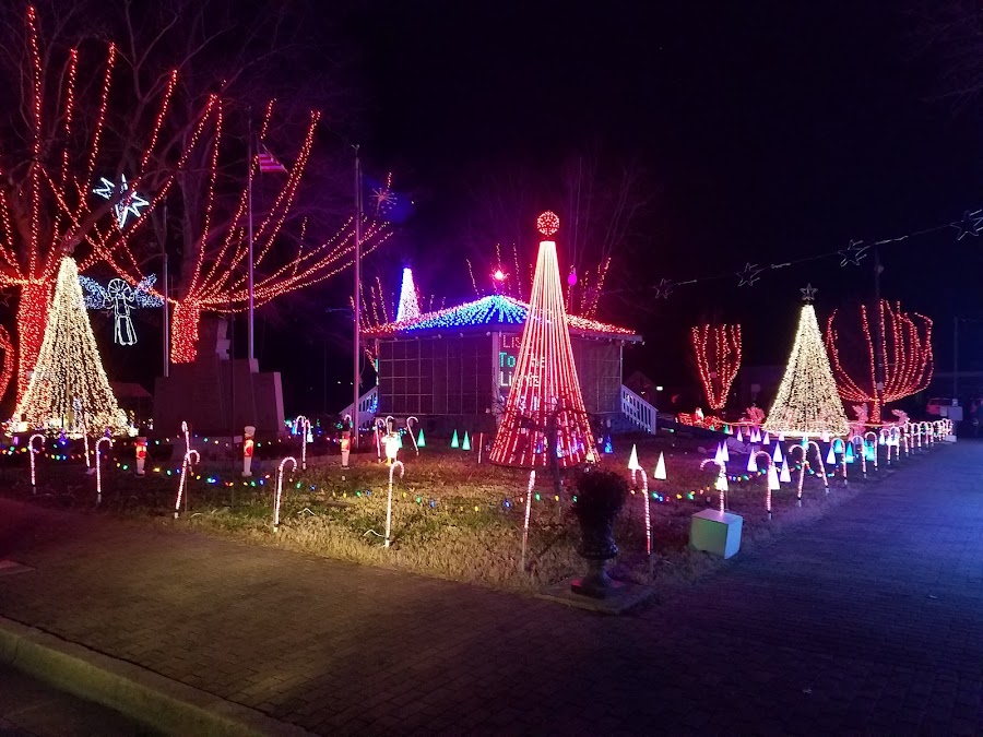 Christmas Lights Of Charlestown