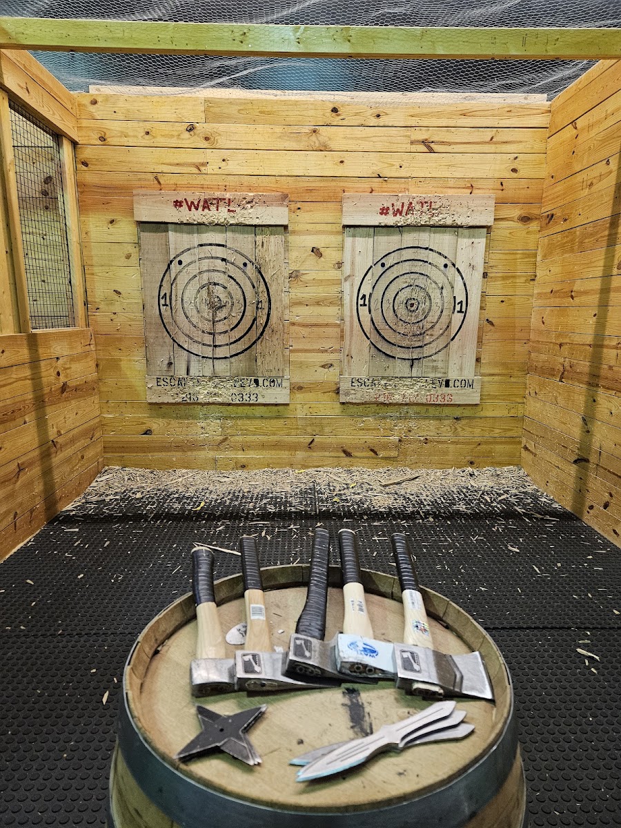 Escape Room Middleburg & Axe Throwing