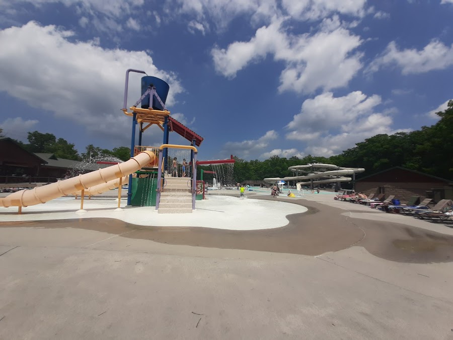 Bearfoot Springs Water Park