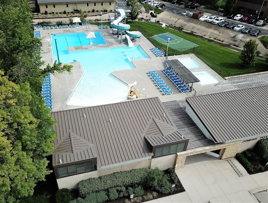 Stonegate Outdoor Pool